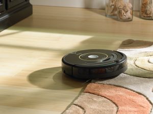 iRobot Roomba 650 Robot Vacuum Review & 652, 690 Comparison