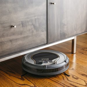 Shark Robot 750 (RV750) review and Roomba 690 comparison - Pet My Carpet.