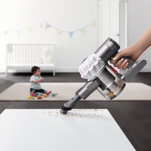 Dyson V6 Baby+Child Review, V7 Car+Boat Comparison