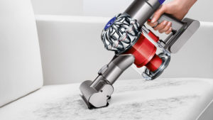 Dyson V6 Absolute Review, V8 Absolute Comparison