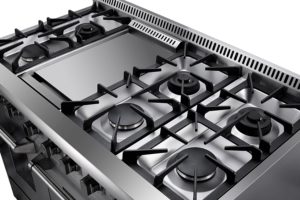 Thor Kitchen HRG4808U 48" 6-Burner Range, HRG4804U Comparison